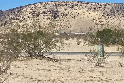 5125 Lear Avenue, 29 Palms, CA 92277 - Photo 12