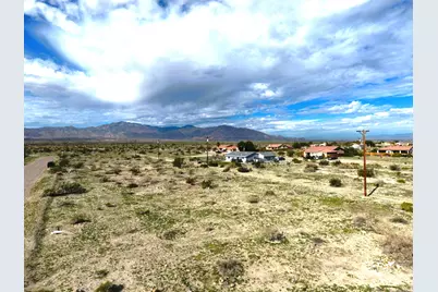 1570 Arctic Avenue, Thermal, CA 92274 - Photo 2