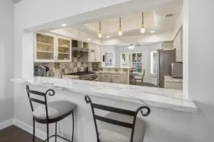 157 Desert Falls Dr E, Palm Desert, CA 92211 - Photo 10