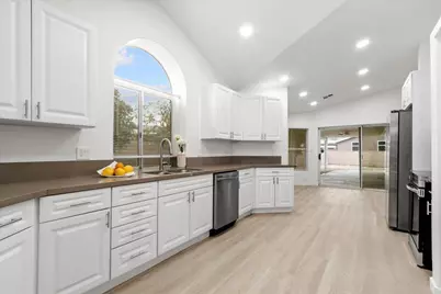 35453 Canteen, Thousand Palms, CA 92276 - Photo 4