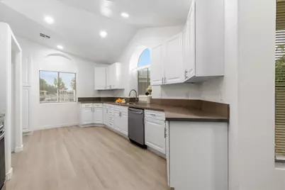 35453 Canteen, Thousand Palms, CA 92276 - Photo 6