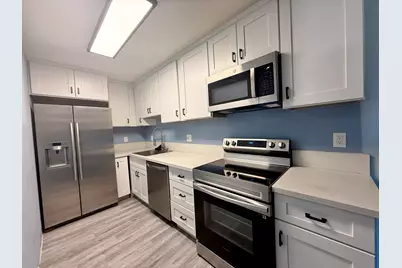 2812 N Auburn Court #210, Palm Springs, CA 92262 - Photo 4