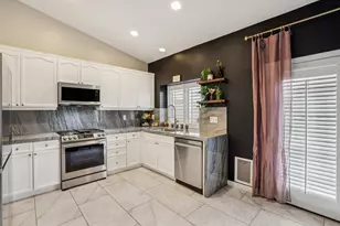 31060 Via Pared, Thousand Palms, CA 92276 - Photo 12