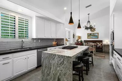 21 Mission Palms W, Rancho Mirage, CA 92270 - Photo 2