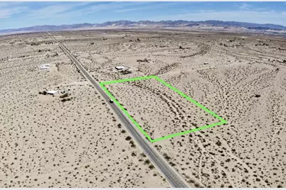 8101 Lear Avenue, Twentynine Palms, CA 92277 - Photo 6