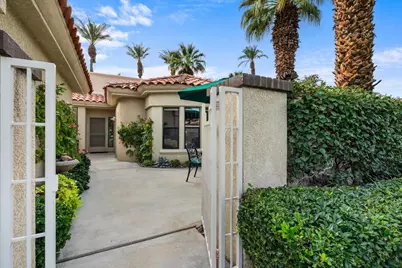 110 Favara Circle, Palm Desert, CA 92211 - Photo 4