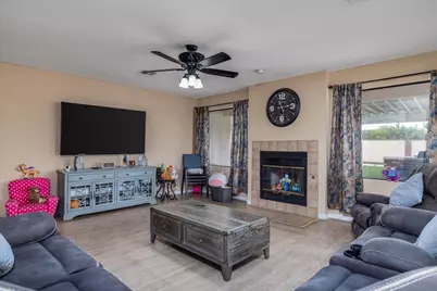 27650 Avenida Terrazo, Cathedral City, CA 92234 - Photo 10