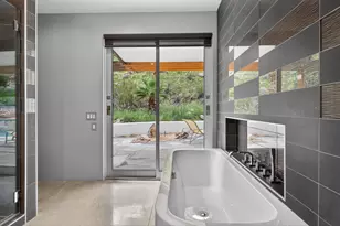 2111 S Camino Barranca, Palm Springs, CA 92264 - Photo 20