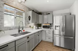 465 Wabash Ln, Sugarloaf, CA 92386 - Photo 8