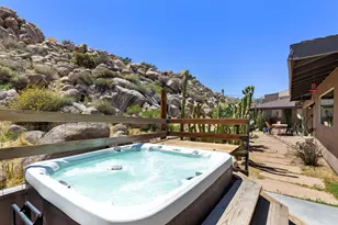 57113 Farrelo Rd, Yucca Valley, CA 92284 - Photo 4