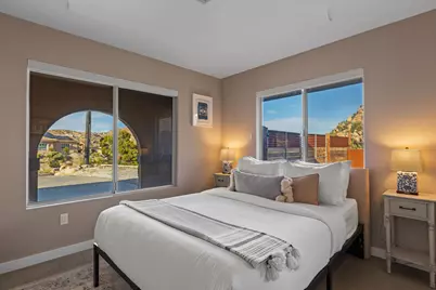 57113 Farrelo Road, Yucca Valley, CA 92284 - Photo 32