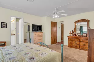 15500 Bubbling Wells Road, Desert Hot Springs, CA 92240 - Photo 14