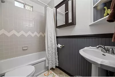 933 East Lane, Big Bear Lake, CA 92314 - Photo 10