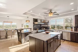 38975 Vista Dawn Ct, Temecula, CA 92592 - Photo 16