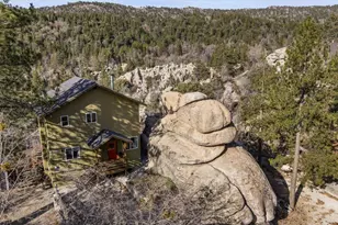 33334 Forrest Dr, Running Springs, CA 92382 - Photo 4