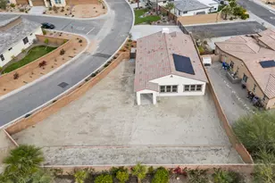 73745 Henri Dr, Palm Desert, CA 92211 - Photo 2