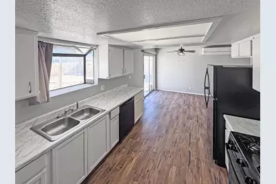 5393 Mariposa Avenue, 29 Palms, CA 92277 - Photo 4
