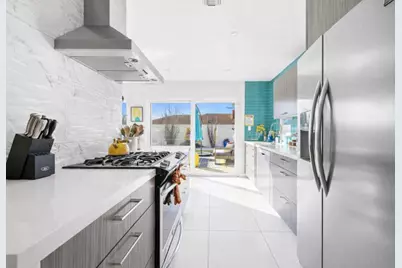 3963 E Calle San Antonio, Palm Springs, CA 92264 - Photo 14