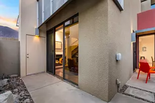 677 E Arenas Rd, Palm Springs, CA 92262 - Photo 34