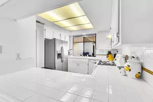 28 Calle Encinitas, Rancho Mirage, CA 92270 - Photo 6