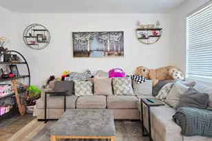 5015 Thornberry Way, Fontana, CA 92336 - Photo 8