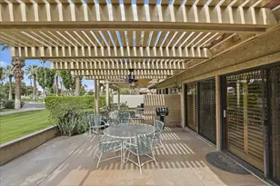 41521 Woodhaven Dr E, Palm Desert, CA 92211 - Photo 32