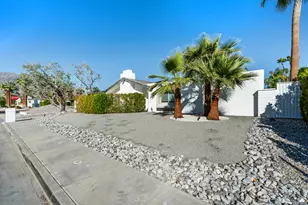 1022 E El Escudero St, Palm Springs, CA 92262 - Photo 42