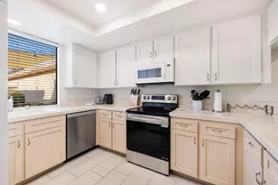 6 Palma Dr, Rancho Mirage, CA 92270 - Photo 20