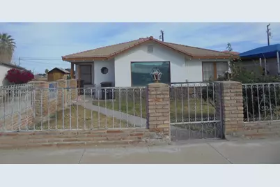 318 N Carlton Avenue, Blythe, CA 92225 - Photo 1