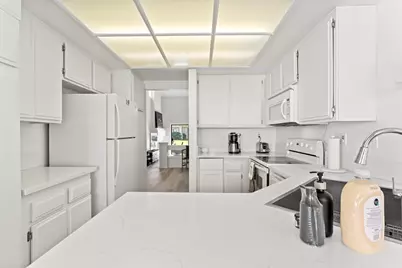 77601 Los Arboles Drive, La Quinta, CA 92253 - Photo 16