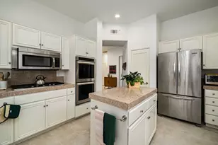 101 N Kavenish Dr, Rancho Mirage, CA 92270 - Photo 10