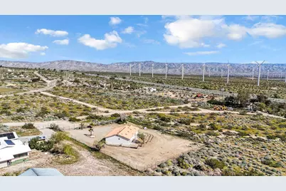 15310 Desert View Road, Palm Springs, CA 92282 - Photo 40