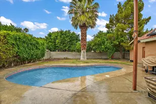 68954 Durango Rd, Cathedral City, CA 92234 - Photo 2