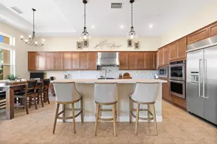 21 Alicante Cir, Rancho Mirage, CA 92270 - Photo 14