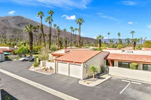 2077 S Caliente Dr, Palm Springs, CA 92264 - Photo 4