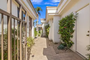 405 White Horse Trail, Palm Desert, CA 92211 - Photo 10