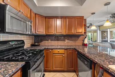 1490 S Camino Real 204, Palm Springs, CA 92264 - Photo 14