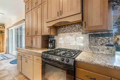 22950 Henry Road, Desert Hot Springs, CA 92241 - Photo 10