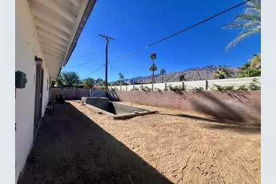 633 N Plaza Amigo, Palm Springs, CA 92262 - Photo 2