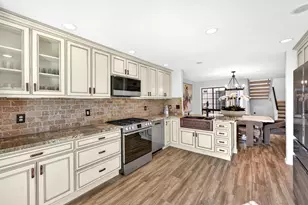 118 Avellino Cir, Palm Desert, CA 92211 - Photo 8