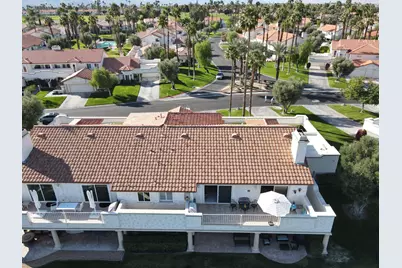 272 Vista Royale Circle E, Palm Desert, CA 92211 - Photo 44