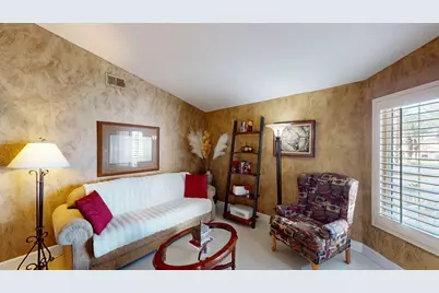 272 Vista Royale Circle E, Palm Desert, CA 92211 - Photo 18