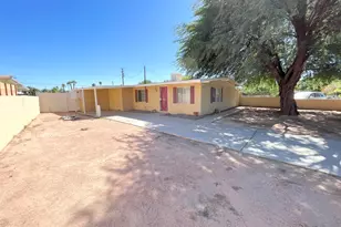 30404 San Antonio Dr, Cathedral City, CA 92234 - Photo 4