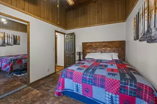 140 Highland Ln, Sugarloaf, CA 92386 - Photo 18