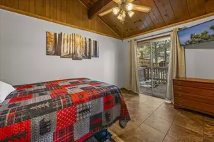 140 Highland Ln, Sugarloaf, CA 92386 - Photo 16