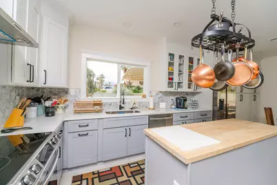 38821 Kilimanjaro Drive, Palm Desert, CA 92211 - Photo 10