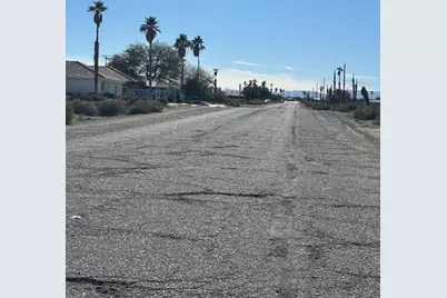 2864 Treadwell Boulevard, Thermal, CA 92274 - Photo 6