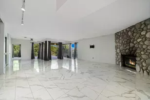 2014 Southridge Dr, Palm Springs, CA 92264 - Photo 4