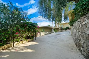 2014 Southridge Dr, Palm Springs, CA 92264 - Photo 32