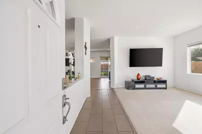 27742 Avenida Maravilla, Cathedral City, CA 92234 - Photo 8